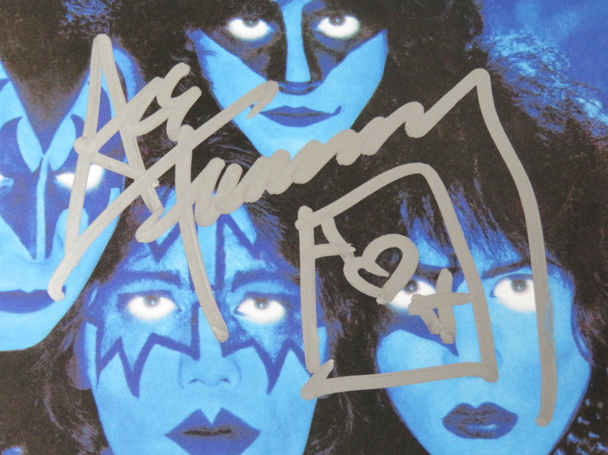 I Love It Loud - KISS (Signed Vinyl)